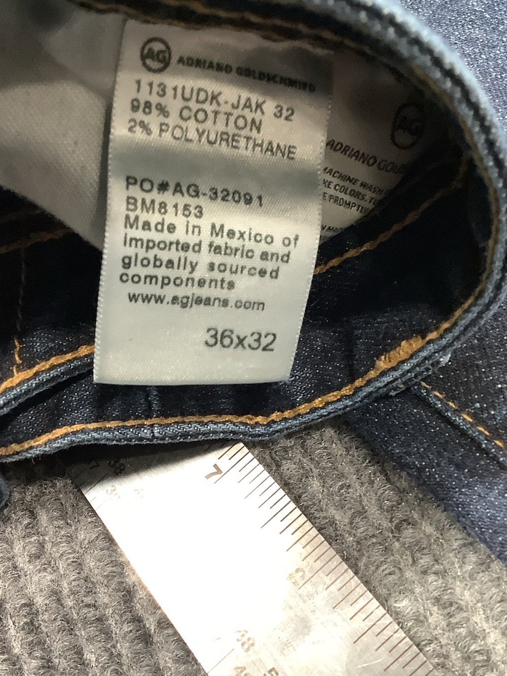 Classic Straight Fit Men's Jeans in Dark Blue - Picture 5 of 5